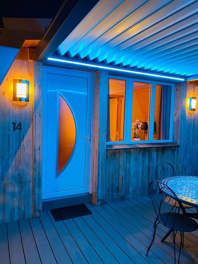 Au-Doux-Altic Chalet Romantique Avec Jacuzzi Et Sauna Métabief Екстериор снимка